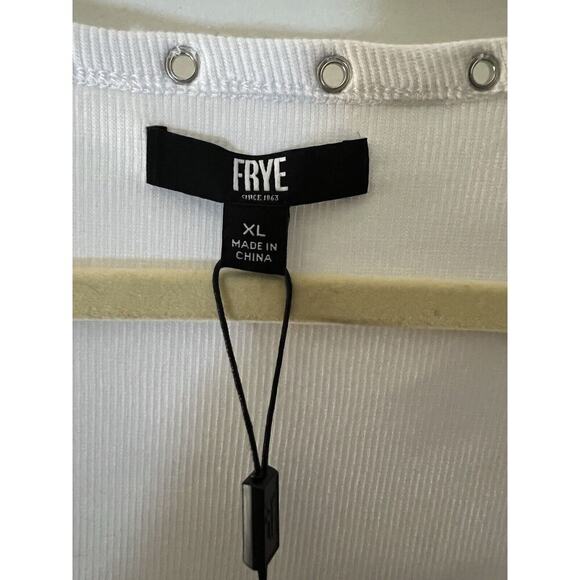 Frye Women’s Scoop Neck Short Sleeve  T-Shirt With Gromets White Sz XL N… - Picture 5 of 11